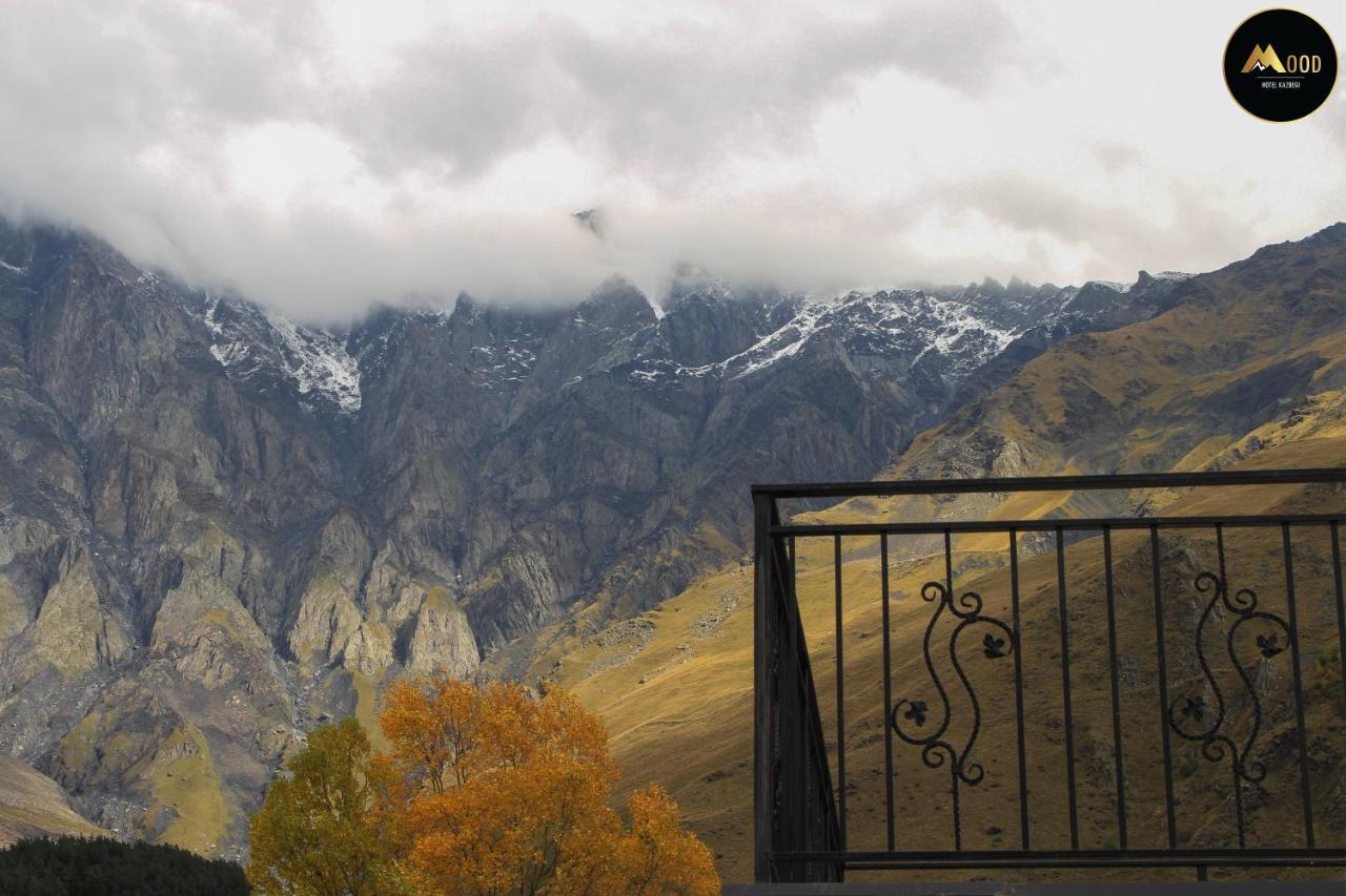 Mood Hotel Kazbegi Stepantsminda Exterior foto
