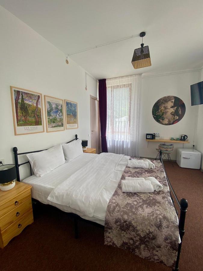 Mood Hotel Kazbegi Stepantsminda Exterior foto